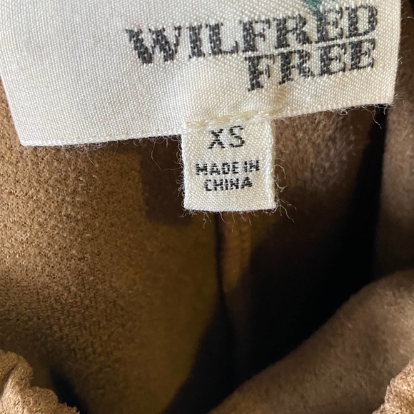 Wilfred Free Daria Tan Vegan Faux-suede Legging Pants Extra Small XS Super Soft - Picture 6 of 10